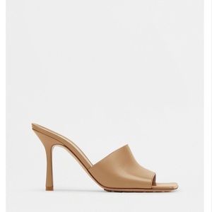 Bottega Veneta Stretch mule sandal in size 41.